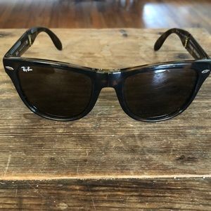 Ray Bans folding wayfarer sunglasses